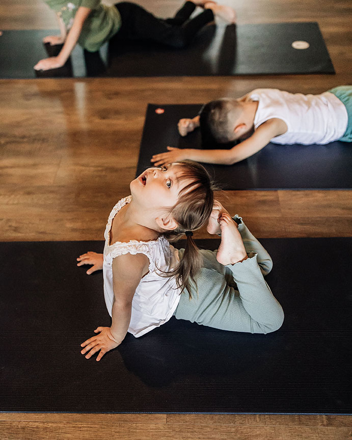 Flourish-Kids-Yoga